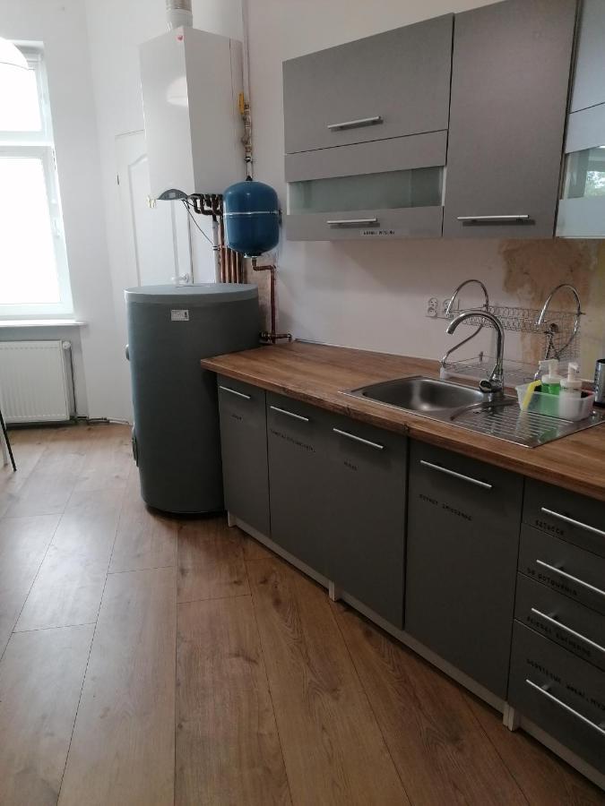 Hostel Tulip - Pokój 3 ze wspólną łazienką i kuchnią Estetino Exterior foto