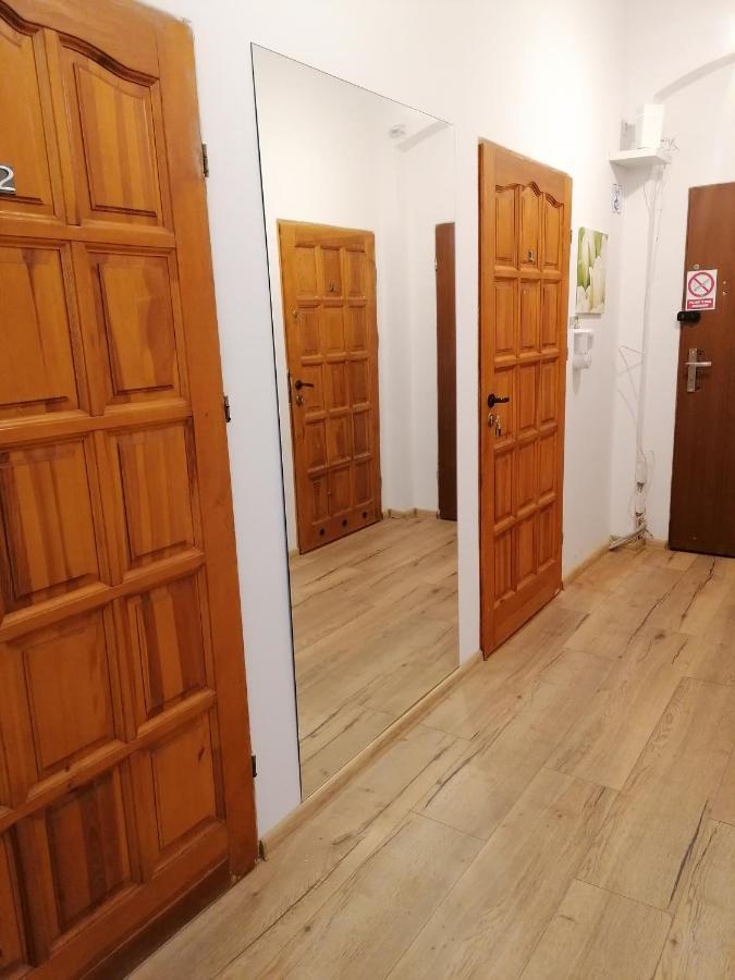 Hostel Tulip - Pokój 3 ze wspólną łazienką i kuchnią Estetino Exterior foto